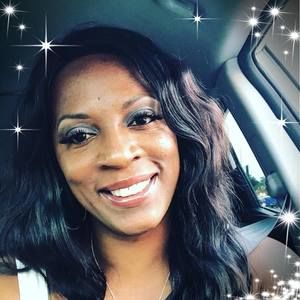 Meet your Posher, Leslie